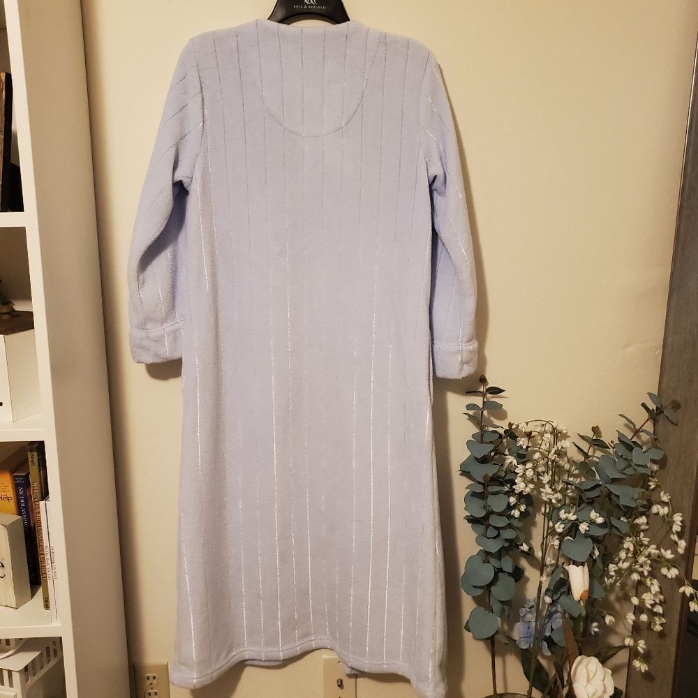 Miss Elaine Lounger Robe - Picture 6 of 9